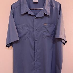 Columbia Men's Casual Blue Button-Down Shirt